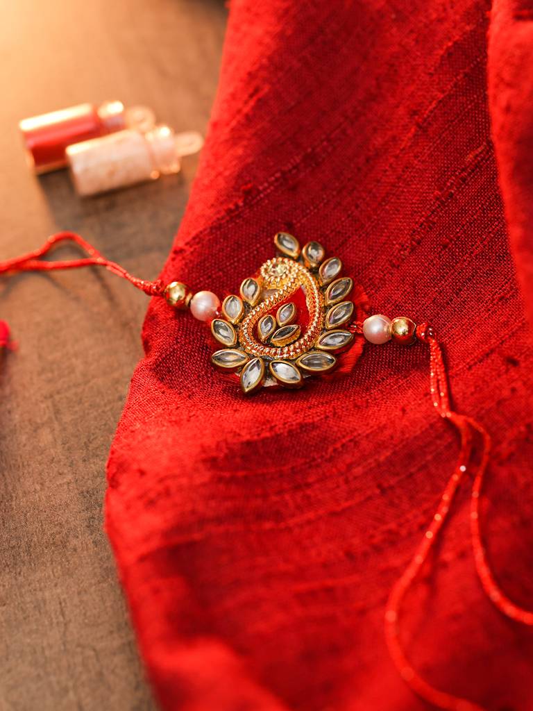 Eternz Certified Jewellery - Kraft Smiths Kundan Paisley Rakhi