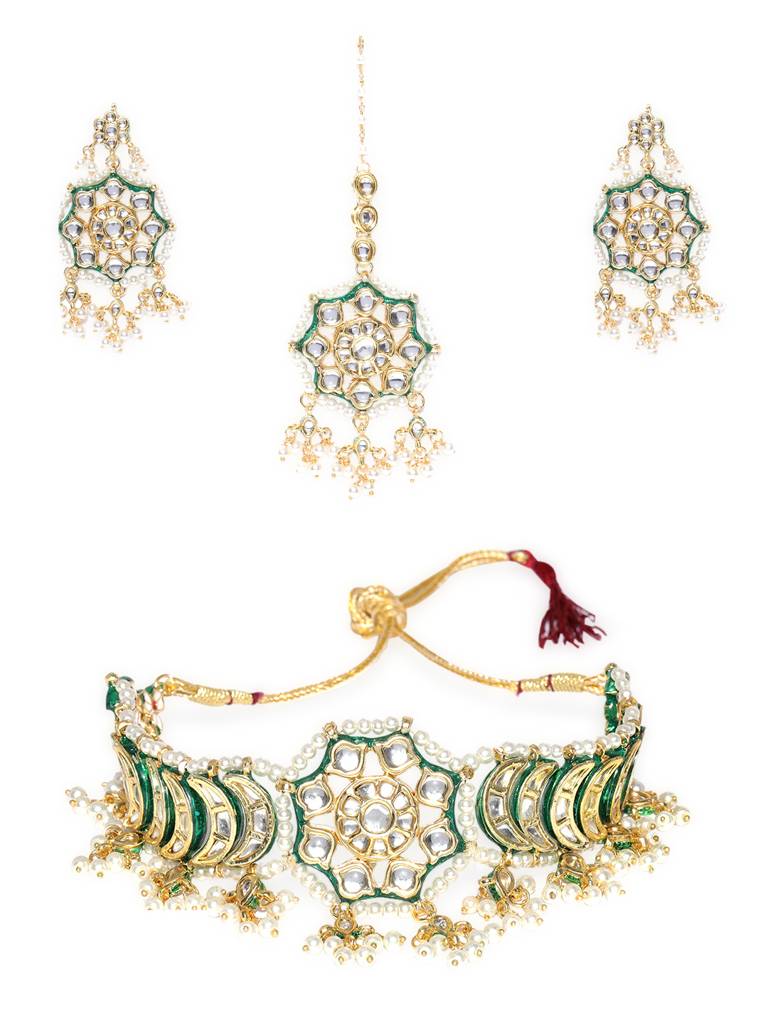 Firoza Gold Plated Jodha Choker Set With Earrings And Maangtikka Set : KUNCH781