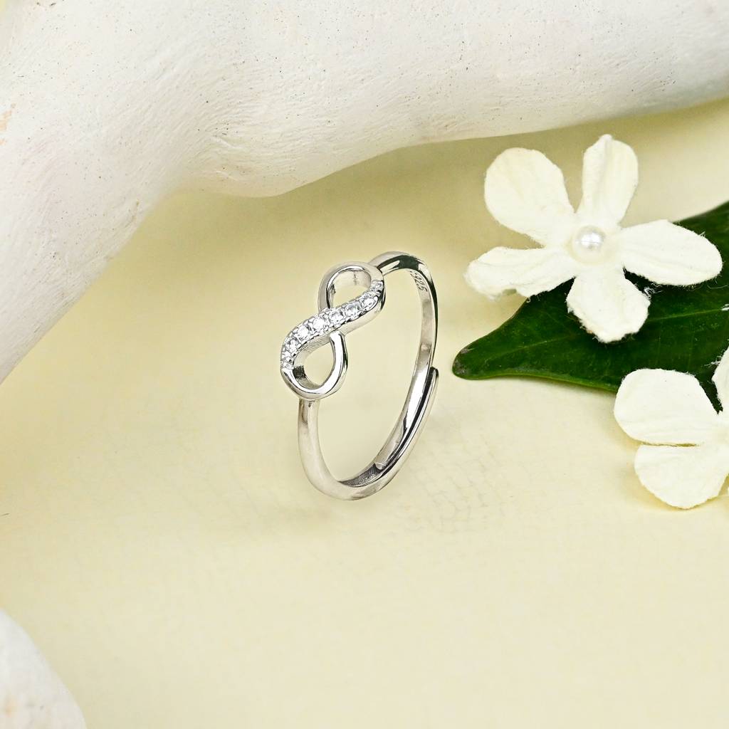 Loop Infinite Ring In Silver Color : KVLR1286