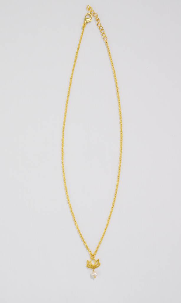 22kt Gold Plated Lotus Charm Pearl Necklace