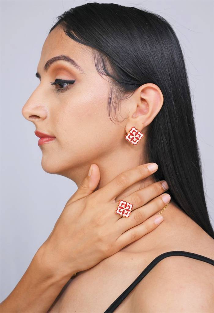 22Kt Gold Plated White and Red Enamel Adjustable Blossom Ring