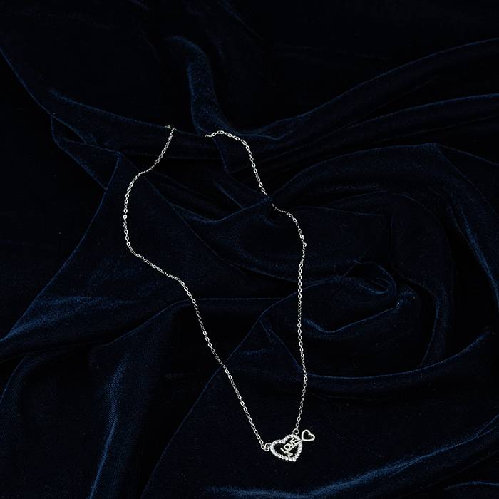 Love Key Cz Studded Chain Locket : LCL137