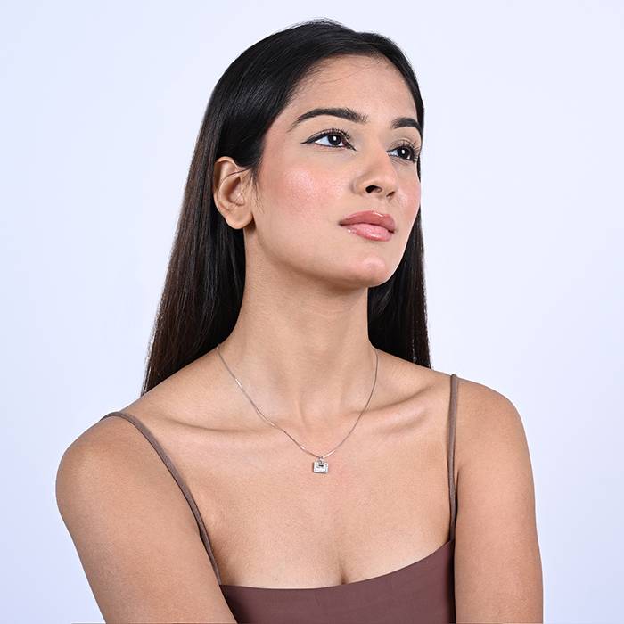 Zirconia Luminous Silver Symmetry Chain Locket : LCL153