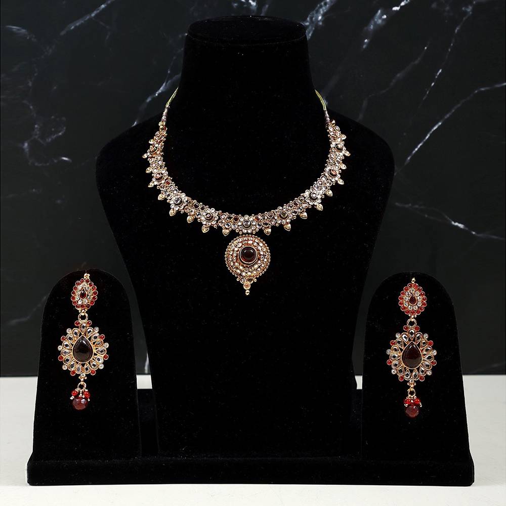 Designer Metal Necklace And Earring Set With Studded Stone : LDA917