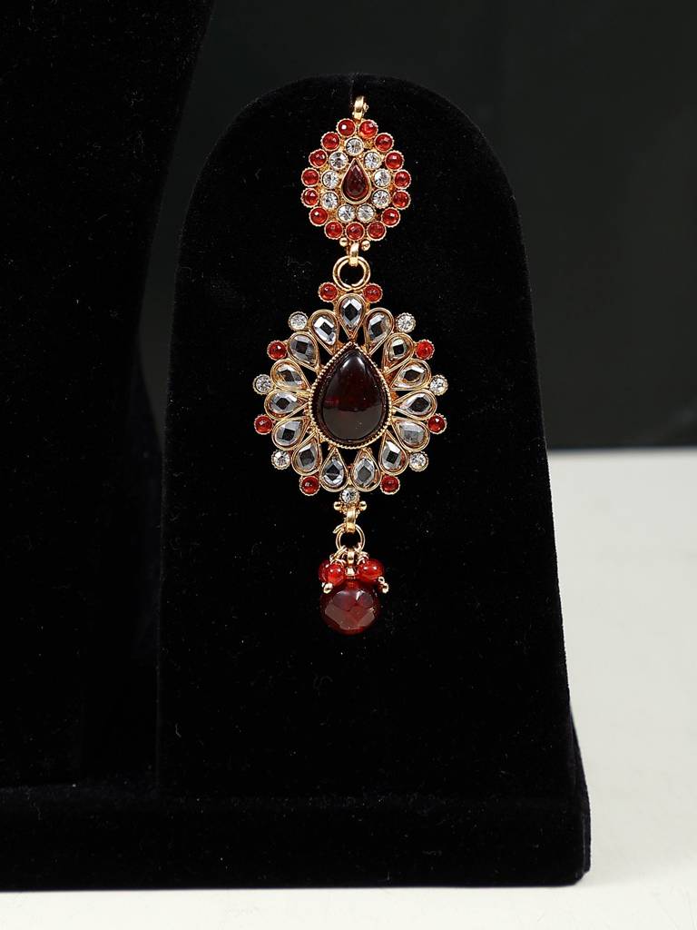 Designer Metal Necklace And Earring Set With Studded Stone : LDA917