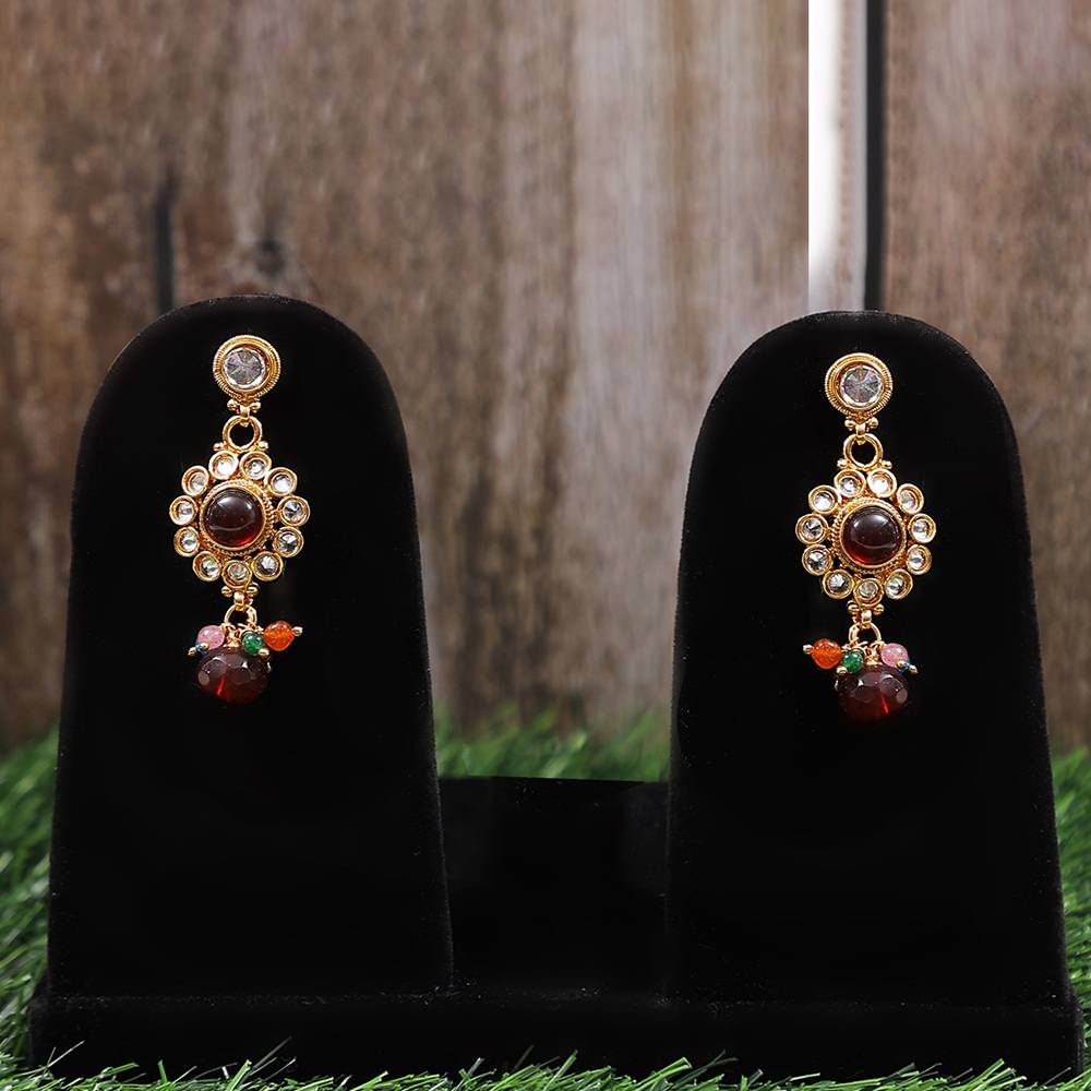 Stone Fashionable Metal Earring : LDA951