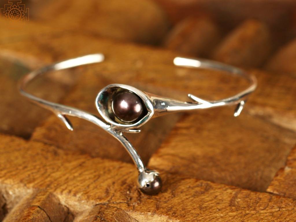 Sterling Silver Flower Branch Black Pearl Open Bracelet : LDB277