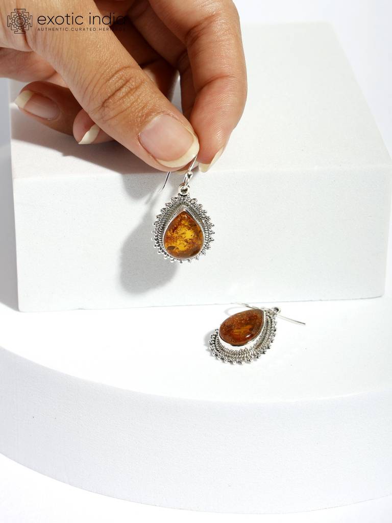 Teardrop Shaped Cabochon Amber Gemstone Earrings : LDD276