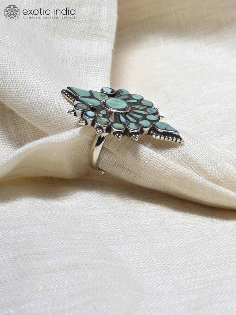 Sterling Silver Ring With Adjustable Floral Turquoise Gemstone : LDD342-7