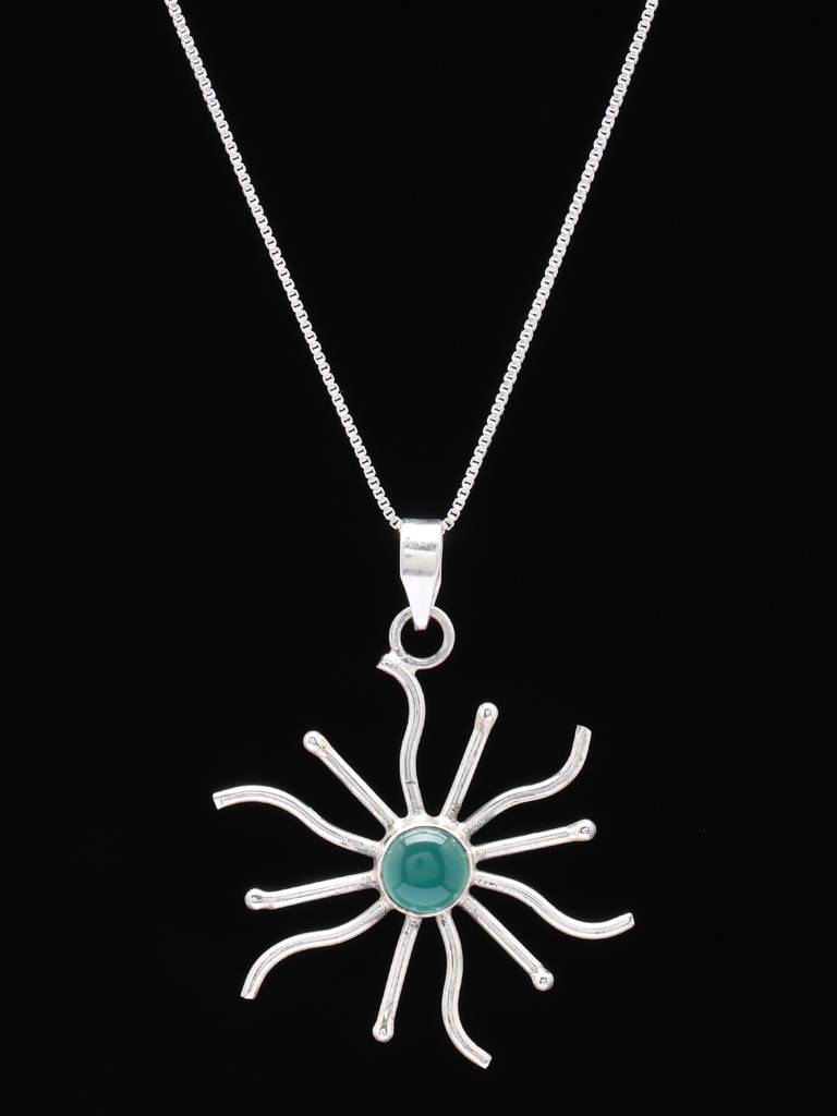 Sun Design Pendant With Green Onyx Gemstone 925 Sterling Silver : LDD521