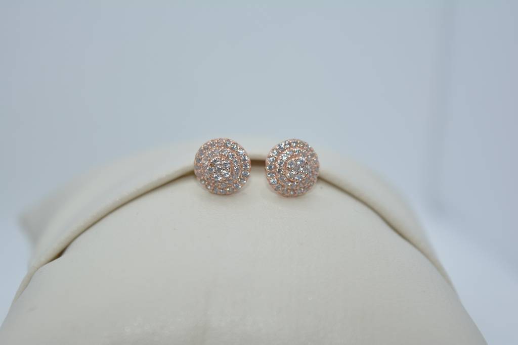 Glimmering Gems Studs : LVD532