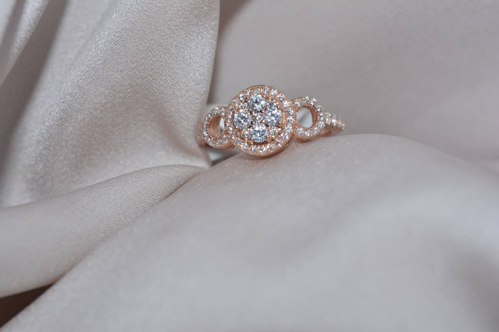 Rose Gold Sparkler Ring : LVD620