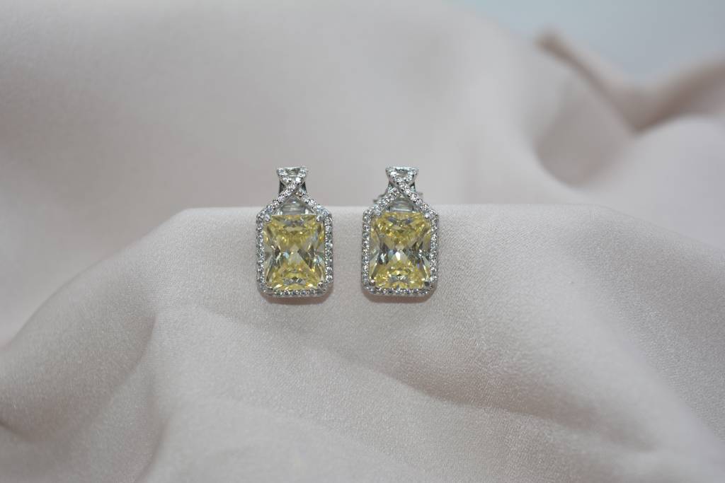 Yellow Harmony Earrings : LVD93