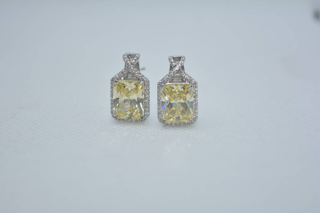 Yellow Harmony Earrings : LVD93