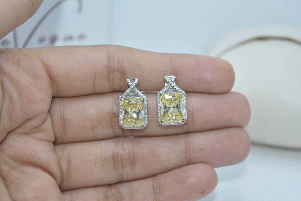 Yellow Harmony Earrings : LVD93