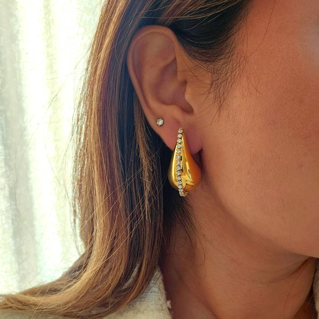 Luxury Zircon Water Drop Stud Earrings : TAA-9708563661078-EARRING