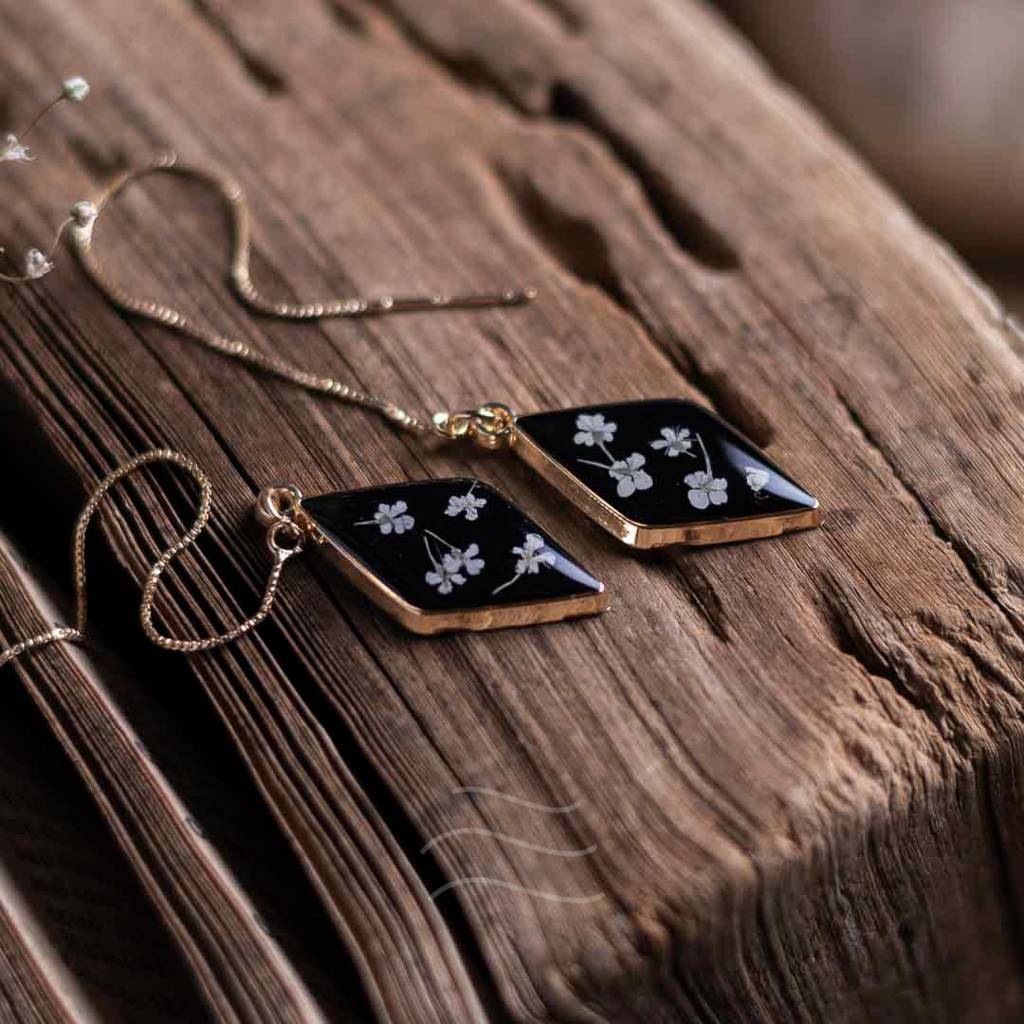 Lyra Earrings : LA-FC-LE