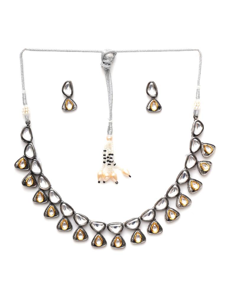 Dual Tone Kundan Neckpiece With Earrings : RRA23-17