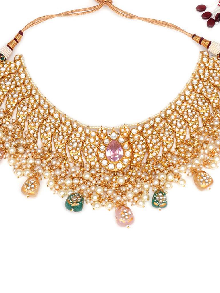Maharani Kundan Choker With Pink Crystal Centrepiece & Matching Earrings & Maang Tikka : RRA23-8
