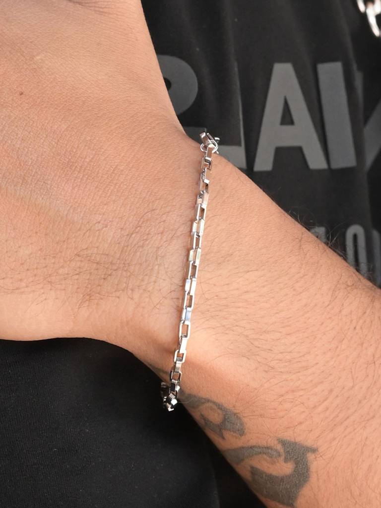 Sleek Silver Bracelet : MBR009