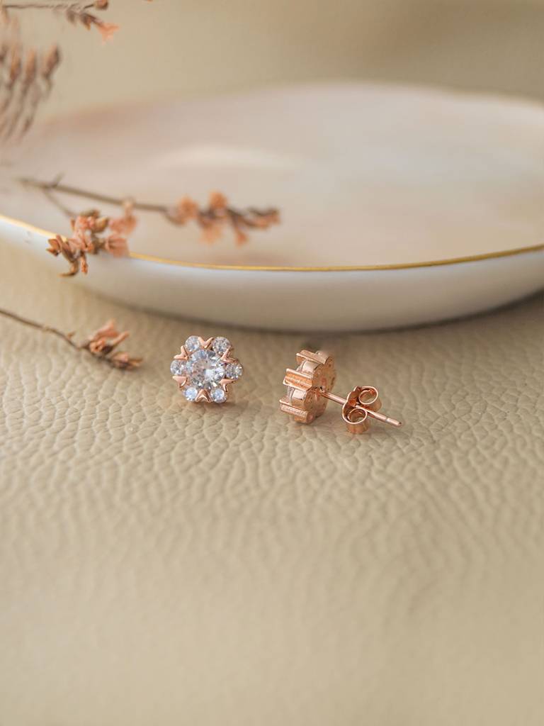 Solitaire Cluster Rose Gold Plated Sterling Silver Stud Earrings : MCRES575D1359