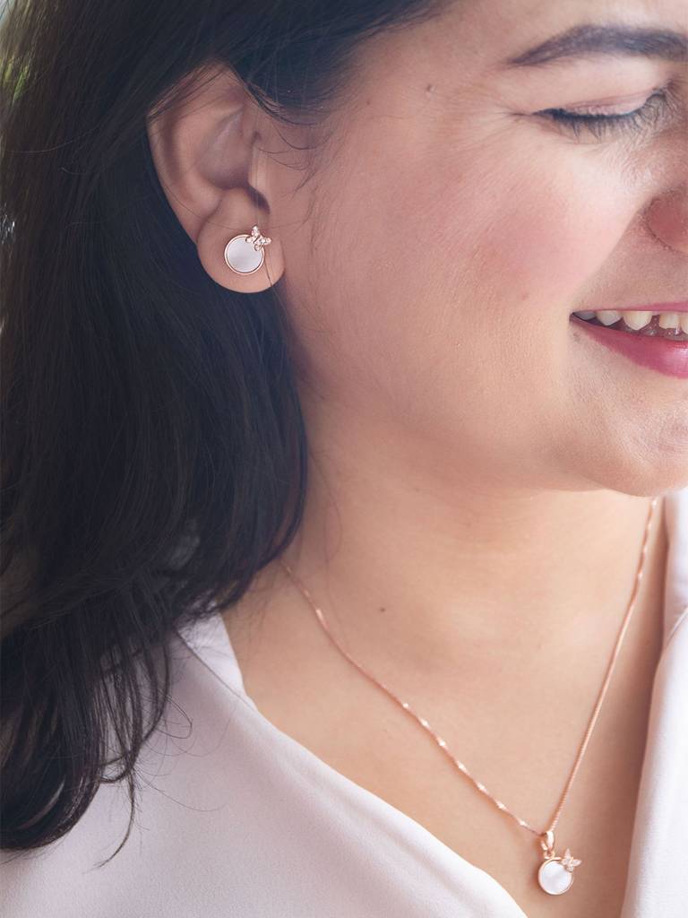 Mannash Butterfly On Mother Of Pearl Rose Gold Plated Sterling Silver Stud Earrings : MCRES851D2060