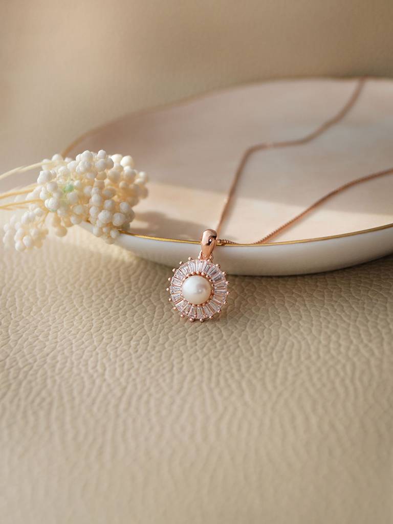 Cosmic Pearl Rose Gold Plated Sterling Silver Pendant Set With Chain : MCRJPSC576D1366