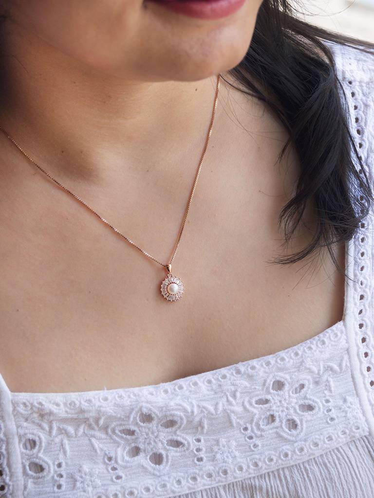 Cosmic Pearl Rose Gold Plated Sterling Silver Pendant Set With Chain : MCRJPSC576D1366
