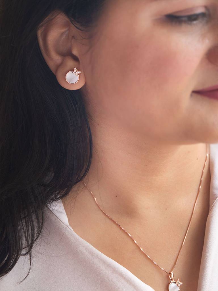 Mannash Butterfly On Mother Of Pearl Rose Gold Plated Sterling Silver Pendant Set : MCRJPSC851D1977
