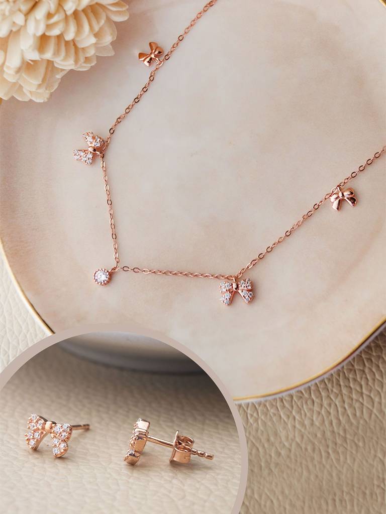 Rose Quartz and Cubic Zirconia Cuff Bracelet Rose Gold-plated Sterling Silver Rose Quartz and Cubic Zirconia Cuff Bracelet Rose Gold-plated Sterling Silver