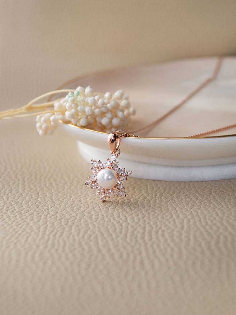 Pearl Celebration Rose Gold Plated Sterling Silver Pendant With Chain : MCRPC571D1338