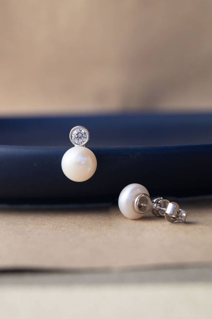 Mannash Pearl With A Bling Sterling Silver Drop Earrings : MCSED461D1104