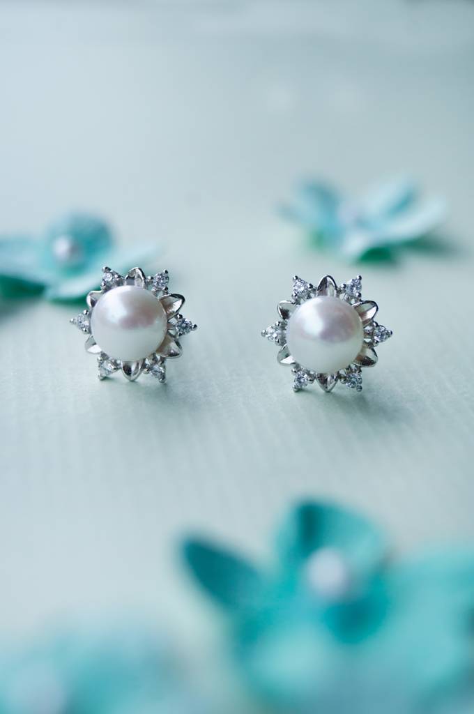 Mannash Fairy Land Statement Pearl Sterling Silver Stud Earrings : MCSES233D459