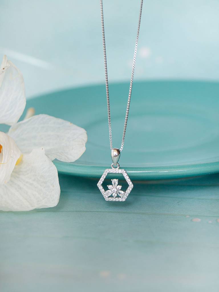 Hexagon With A Flower Sterling Silver Pendant With Chain : MCSPC532D1257
