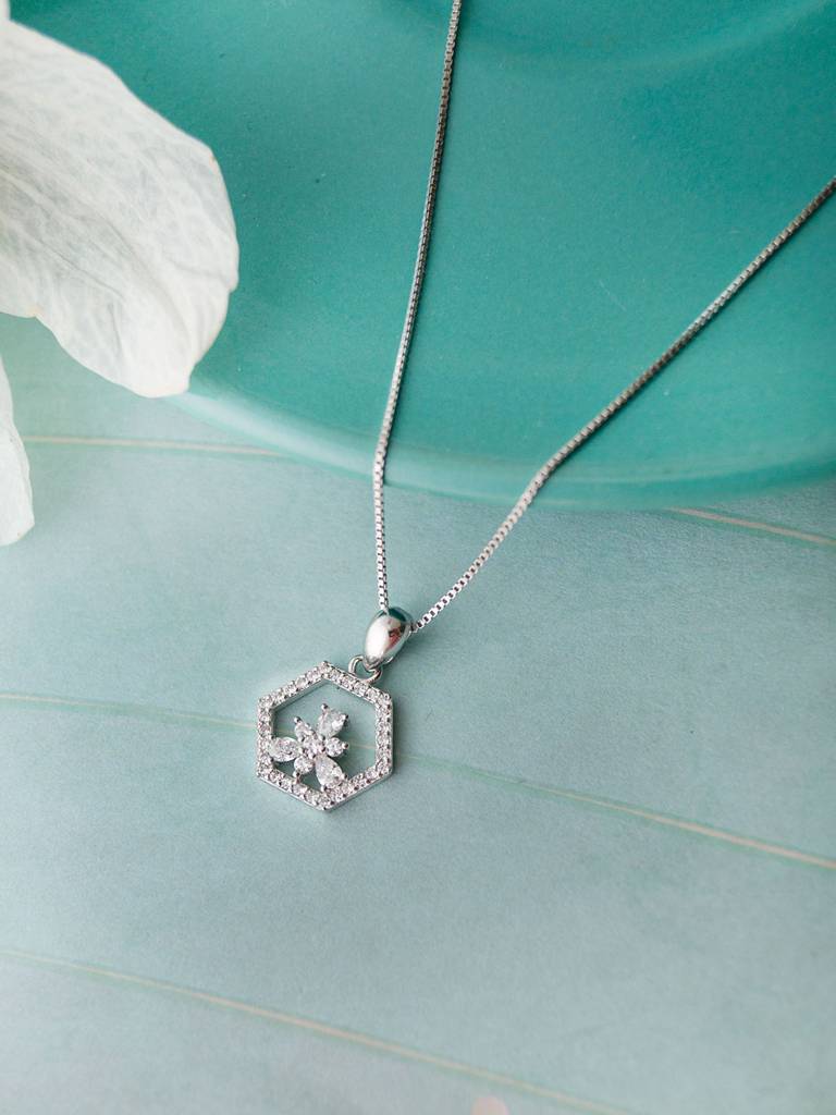 Hexagon With A Flower Sterling Silver Pendant With Chain : MCSPC532D1257