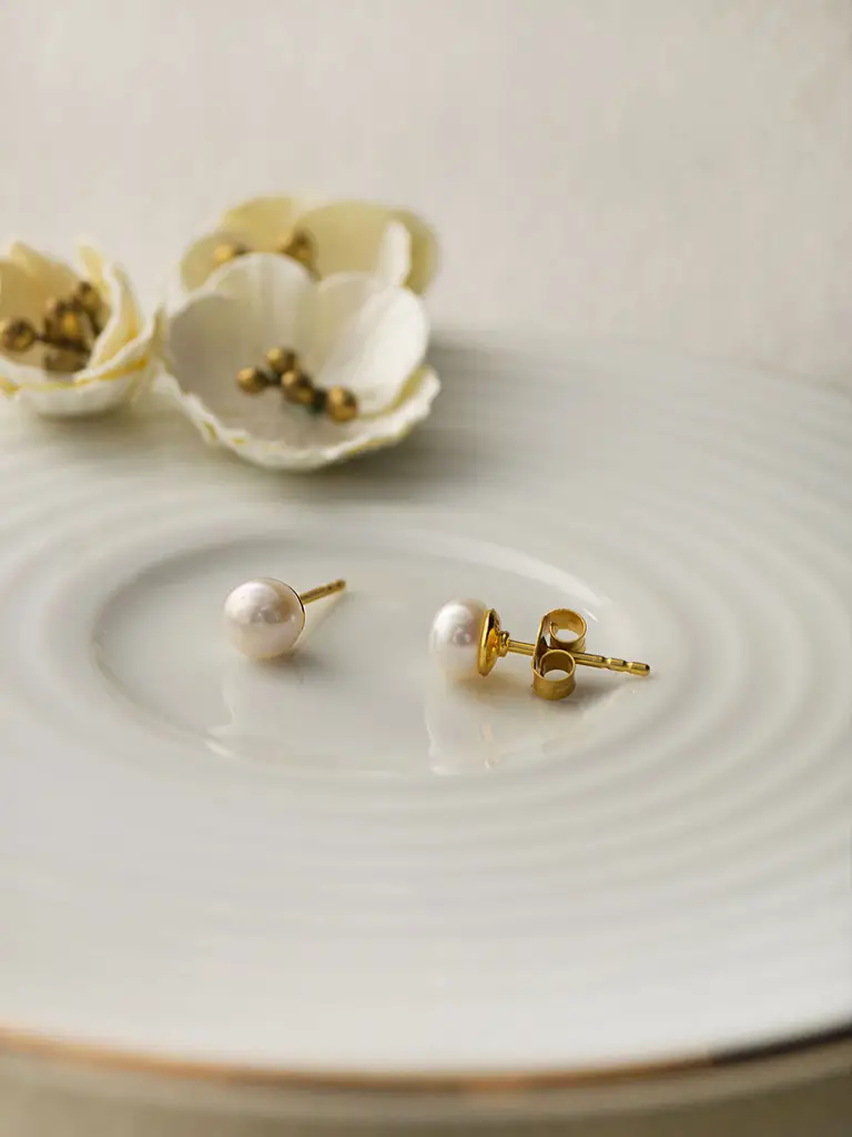 Mannash Classic Fresh Water Pearl Gold Plated 925 Sterling Silver Stud Earrings