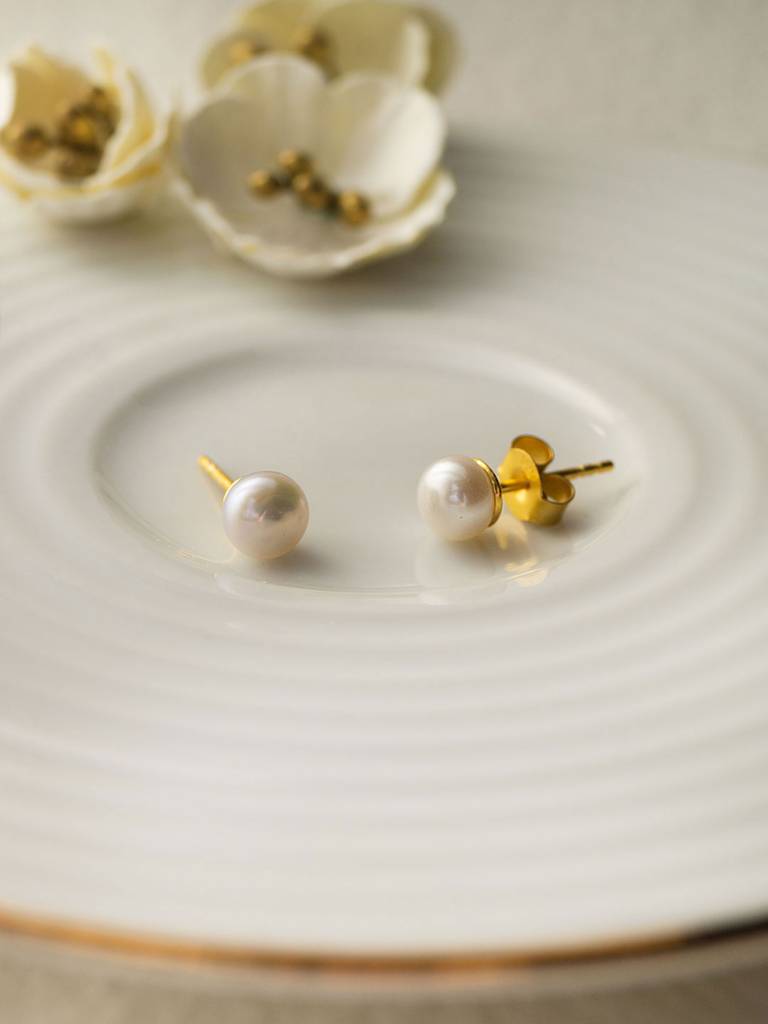 Mannash Classic Fresh Water Pearl Gold Plated 925 Sterling Silver Stud Earrings