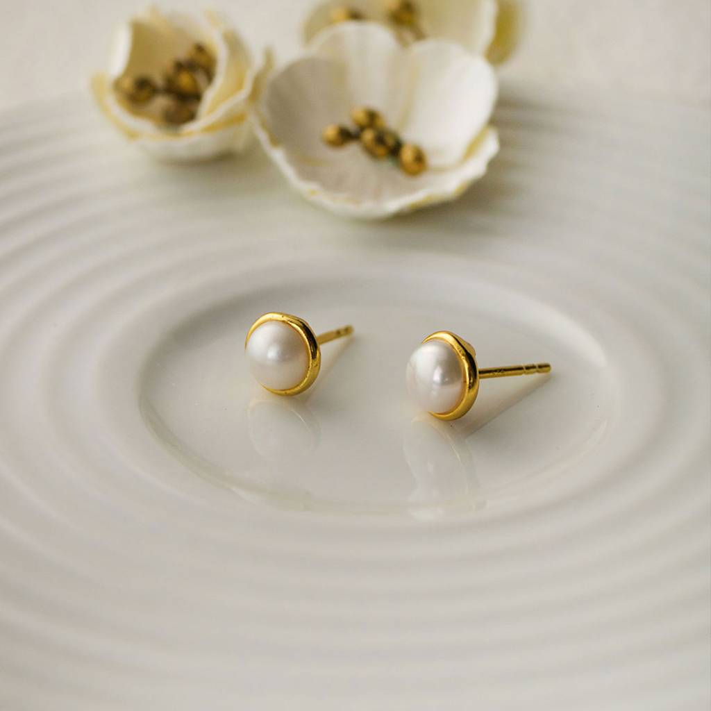 Dainty Fresh Water Pearl Gold Plated Sterling Silver Stud Earrings : MCYES370D809