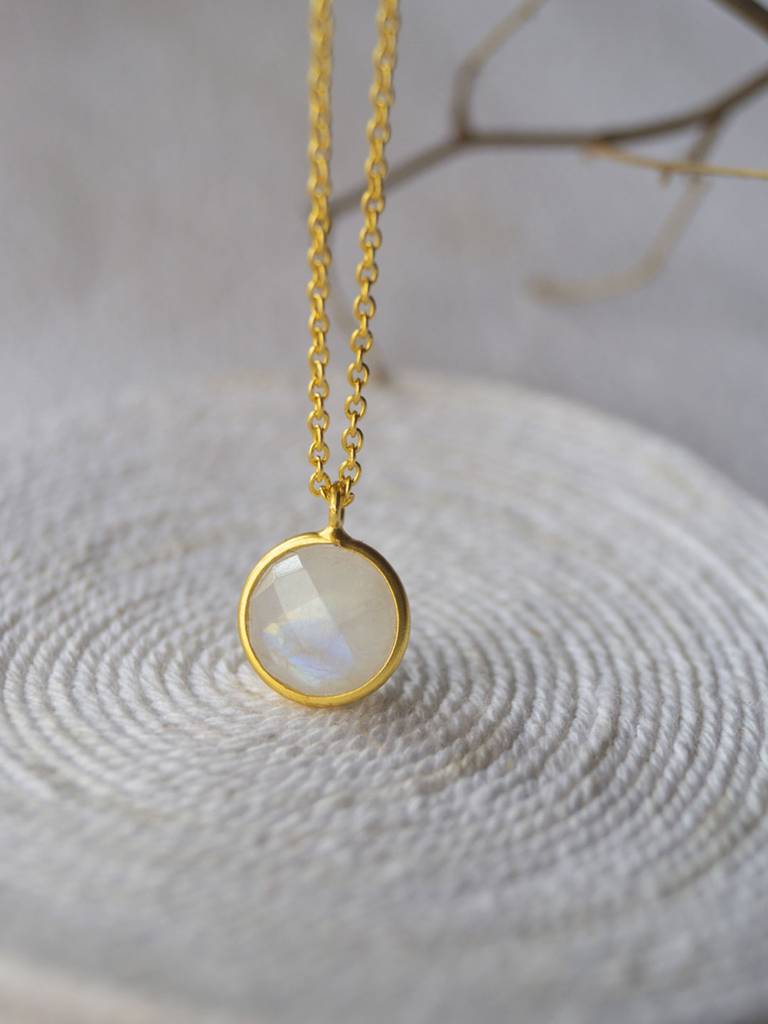 Mannash Rainbow Moonstone Coin Gold Plated Sterling Silver Pendant Necklace