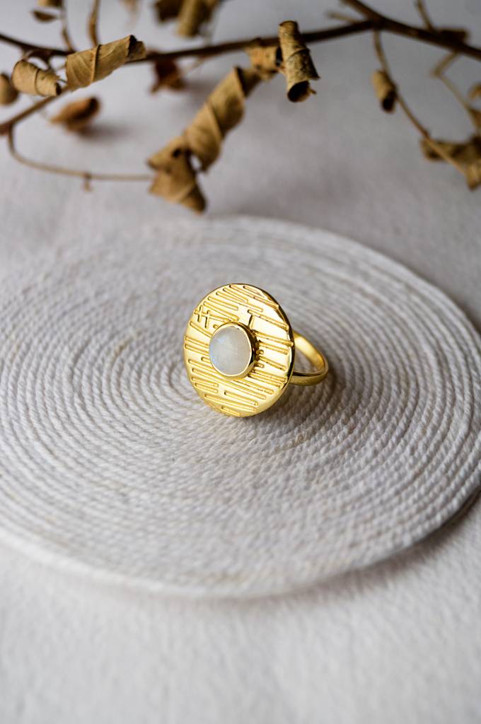 Speckled Rainbow Moon Stone Statement Sterling Silver Ring : MCYRS94D163