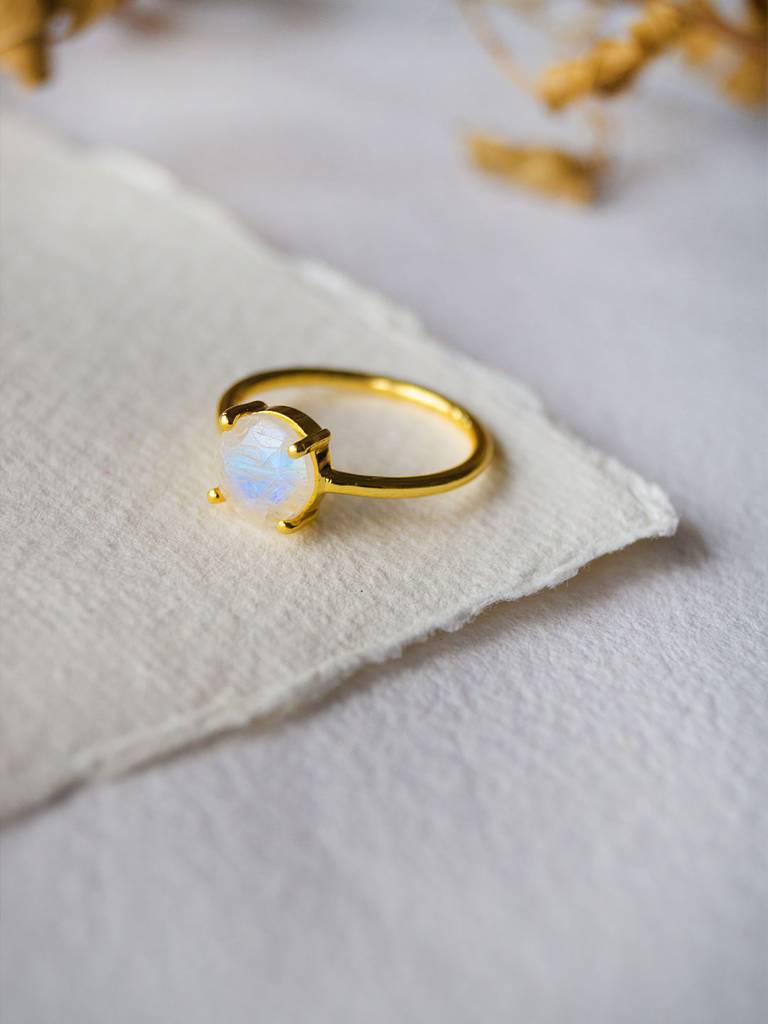 Divine Moon Stone Gold Plated Sterling Silver Classic Ring : MCYRS97D171