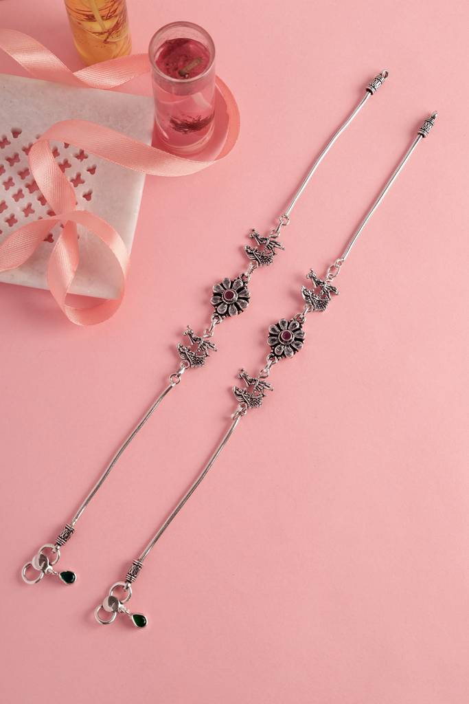 White Floral Silver Anklets : MDECMIX47