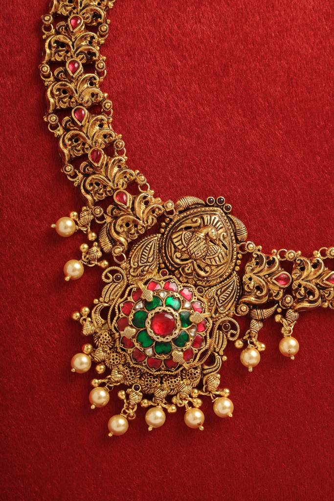 Green Red Temple Necklace : MDECMIX91
