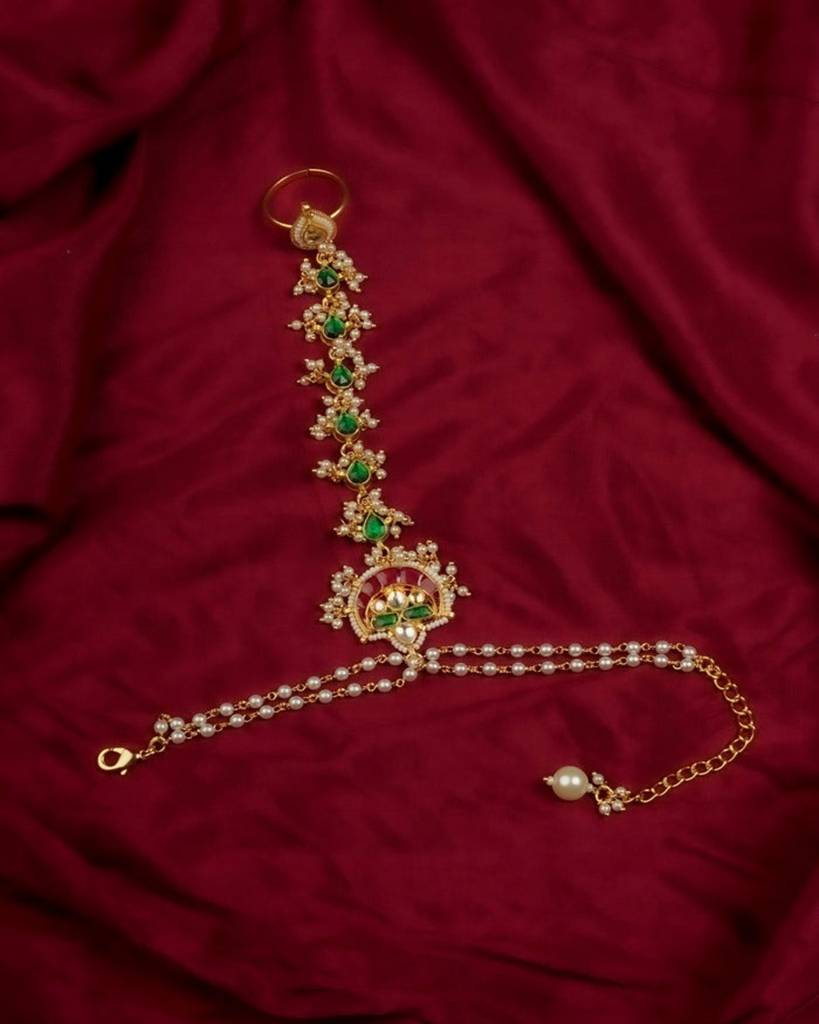 Green Color Gold Plated Jadau Kundan Haathphool : MHP132M