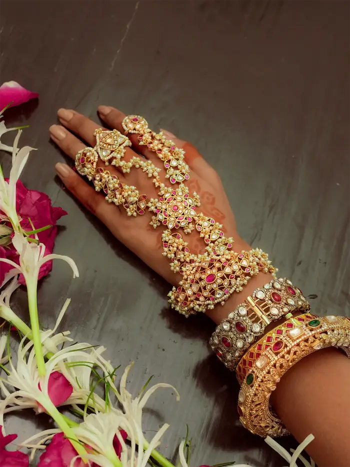 Pink Color Gold Plated Jadau Kundan Hathphool - Mhp256Wp : MHP256WP