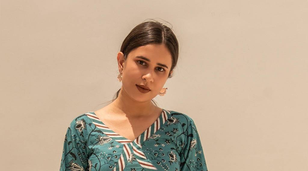 Aster Chaandbali Earrings
