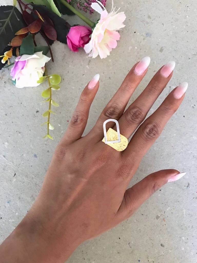 Dey Ring