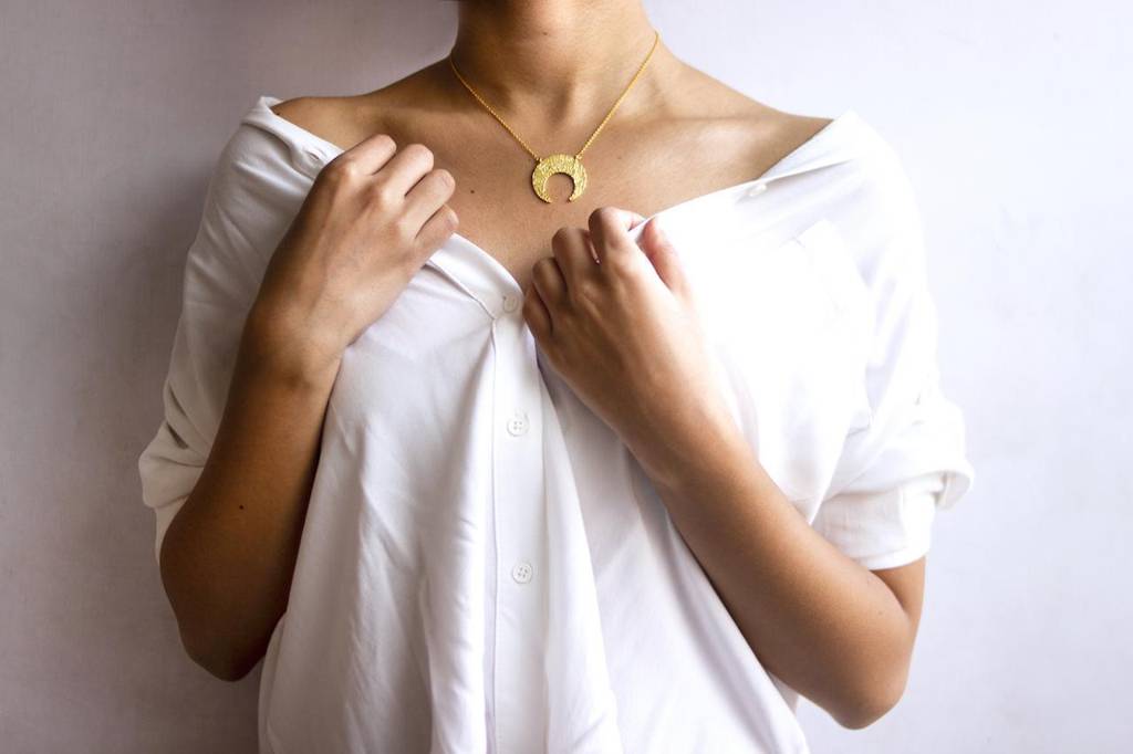 Horseshoe Necklace