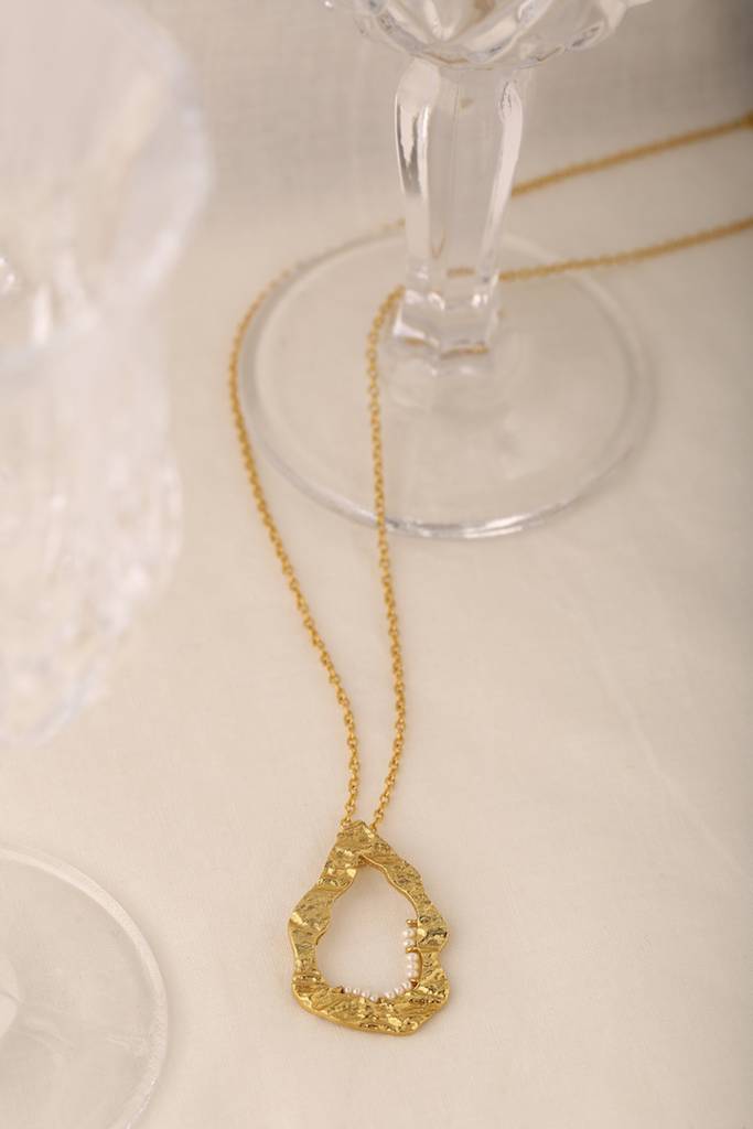 Victoria Necklace