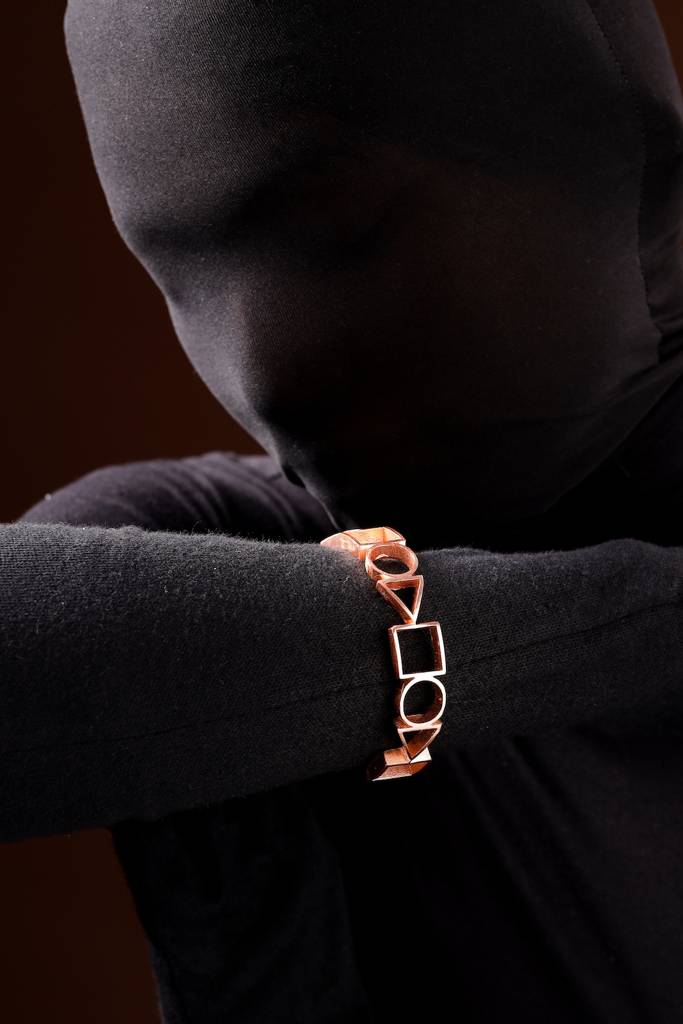 Ludic Cuff